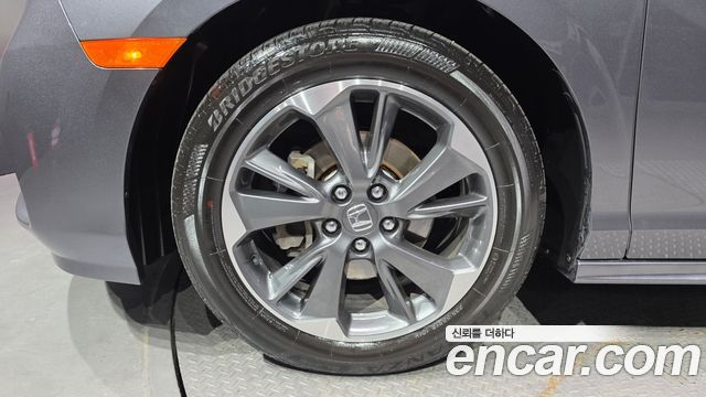 Honda Odyssey 3.5 5th - фото 3