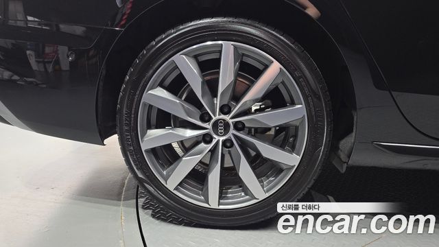 Audi A4 B9 40 TFSI Premium - фото 3