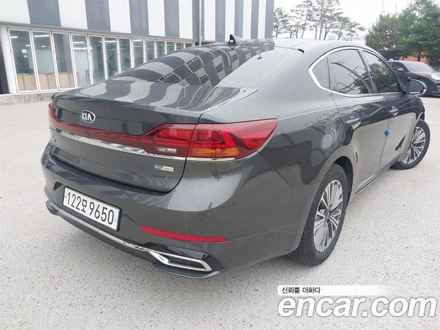 Kia K7 Premier, гибрид Signature - фото 3