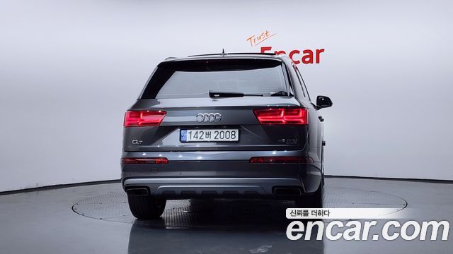 Audi Q7 45 TFSI Quattro - фото 3