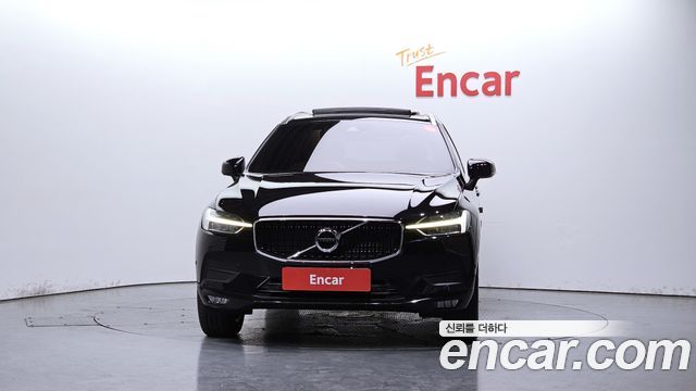 Volvo XC60 2-го поколения D5 Momentum - фото 2