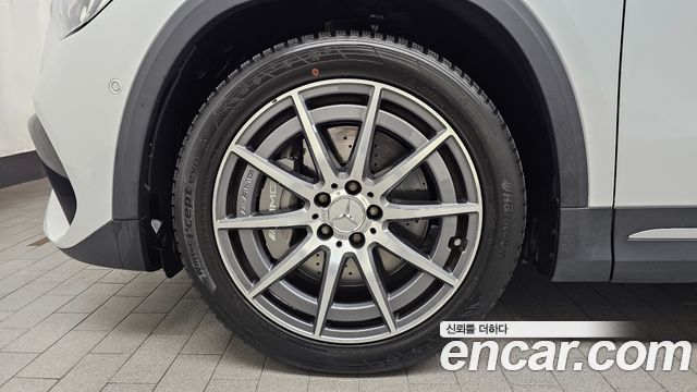 Mercedes-Benz GLA-Class H247 GLA45 AMG 4MATIC+ - фото 4
