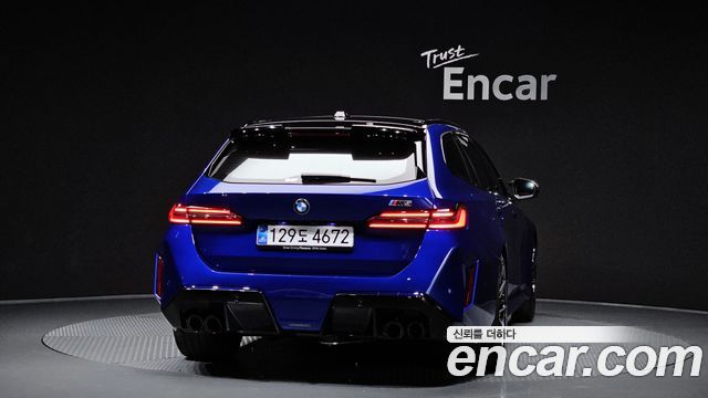 BMW M5 G90 M5 Touring - фото 3