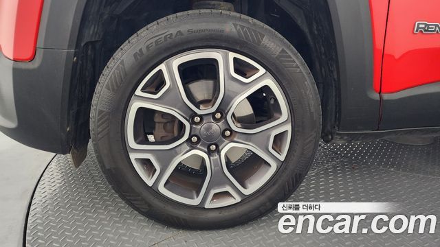 Jeep Renegade 2.0 Diesel Limited AWD - фото 4