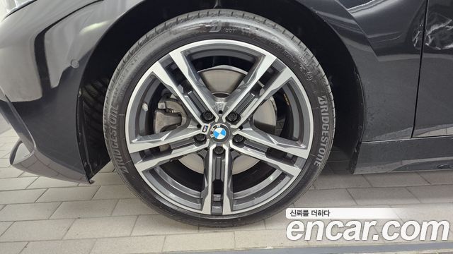 BMW 1-Series F40 120i M Sports - фото 4