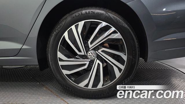 Volkswagen Jetta 7-го поколения 1.4 TSI Prestige - фото 4