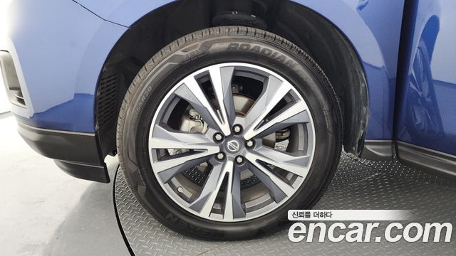 Nissan Pathfinder 4-го поколения 3.5 4WD - фото 4