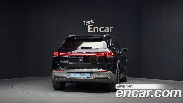 Mercedes-Benz EQA H243 EQA250 AMG Package Plus - фото 3