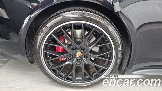 Porsche Panamera 4.0 GTS - фото 4