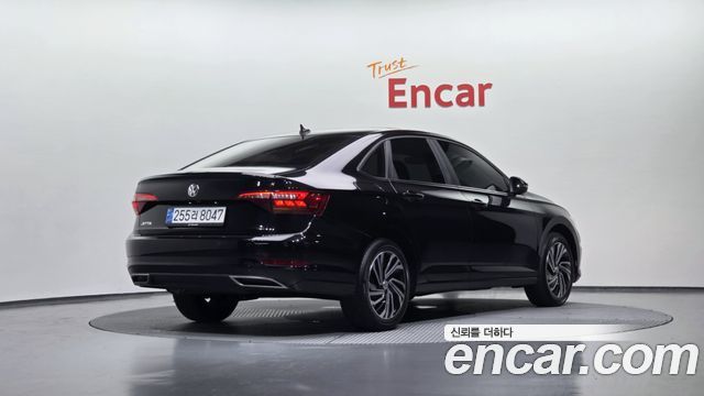 Volkswagen Jetta 7-го поколения 1.4 TSI Prestige - фото 1