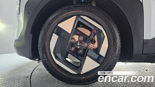 Kia EV3 Long Range 2WD Earth - фото 4