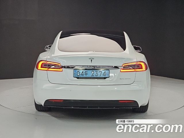 Tesla Model S Long Range - фото 3