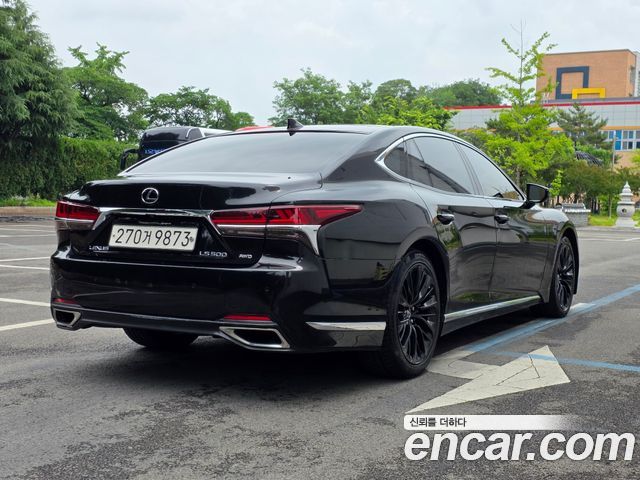 Lexus LS LS500 3.5 Platinum AWD - фото 2
