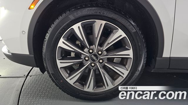Lincoln Corsair 2.0 Reserve AWD - фото 4