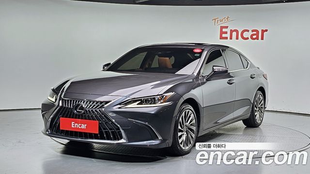 Lexus ES 7-го поколения Luxury Plus - фото 0