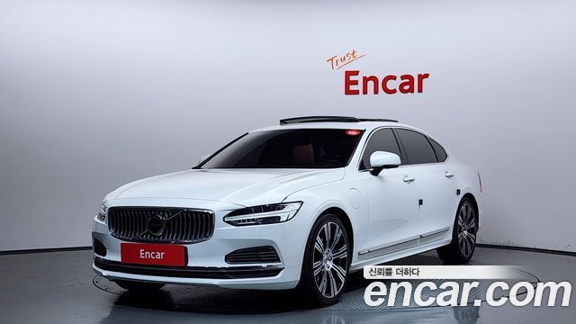 Volvo S90 T8 AWD Inscription - фото 0