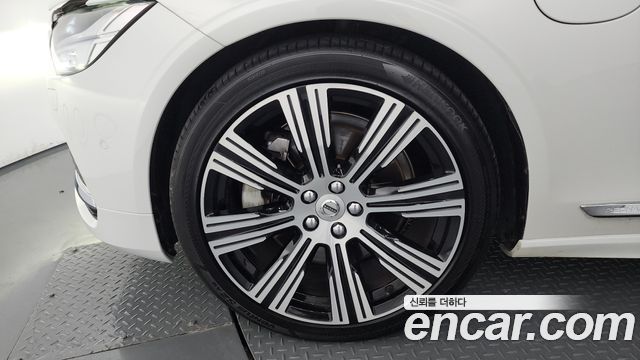 Volvo S90 T8 AWD Inscription - фото 4