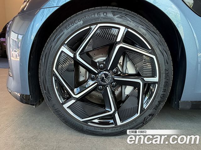 BYD Seal Dynamic AWD - фото 4