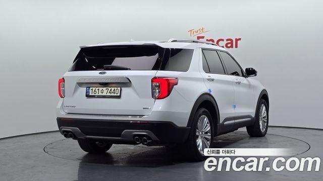 Ford Explorer 6-го поколения 3.0 PHEV - фото 1