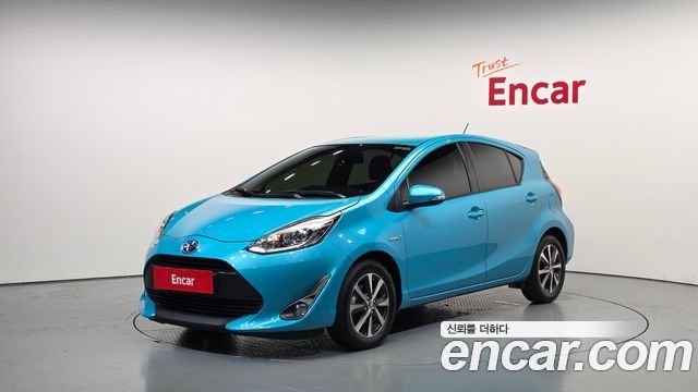 Toyota Prius 1.5 - фото 0