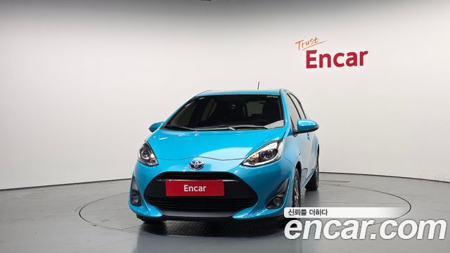 Toyota Prius 1.5 - фото 2