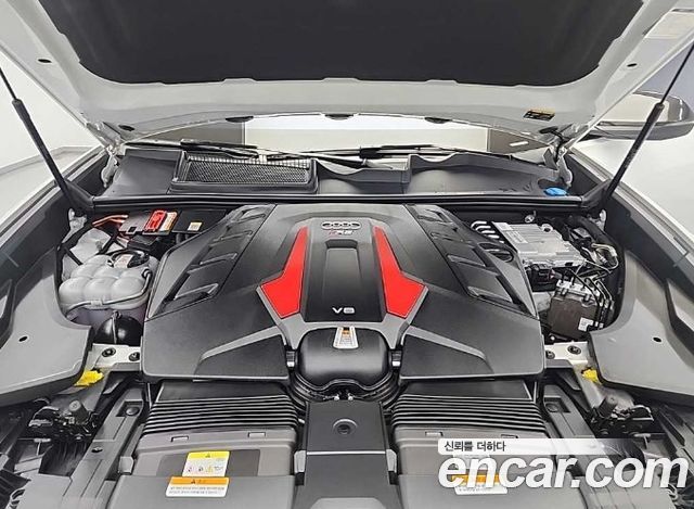 Audi RSQ8 4.0 TFSI Quattro - фото 4