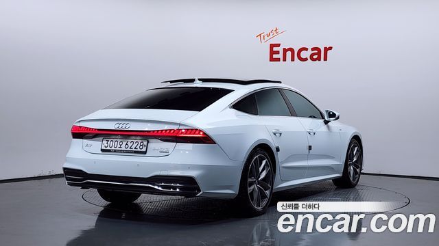 Audi A7 55 TFSI Quattro Premium - фото 1