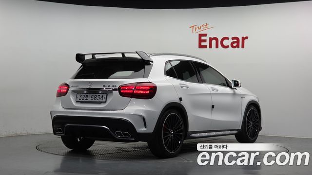Mercedes-Benz GLA-Class X156 GLA45 AMG 4MATIC - фото 1