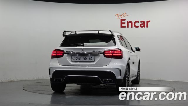 Mercedes-Benz GLA-Class X156 GLA45 AMG 4MATIC - фото 3