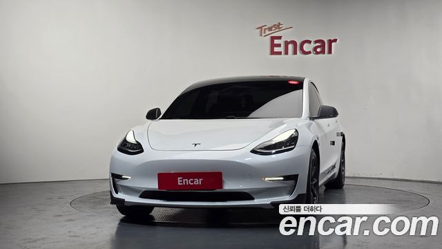 Tesla Model 3 Long Range AWD - фото 2