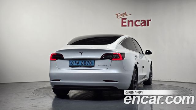 Tesla Model 3 Long Range AWD - фото 3