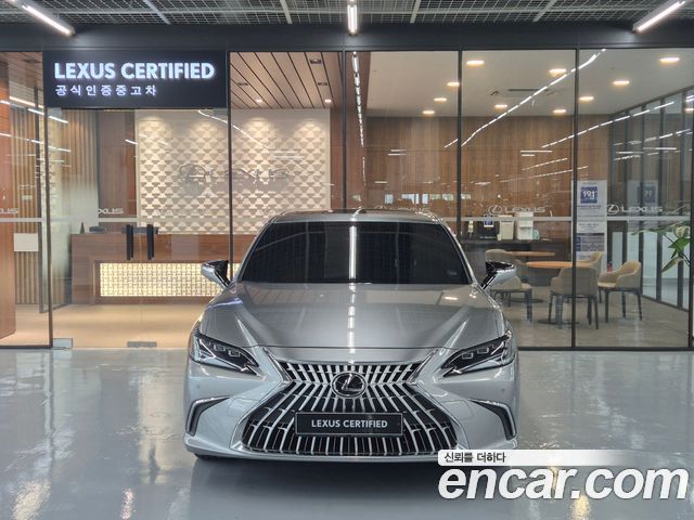Lexus ES 7-го поколения Executive - фото 2