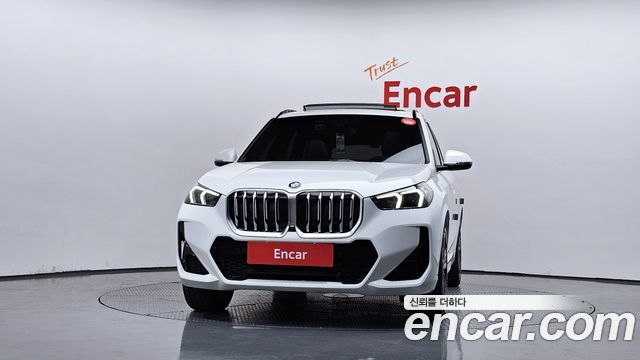 BMW X1 U11 xDrive 20i M Sport - фото 2