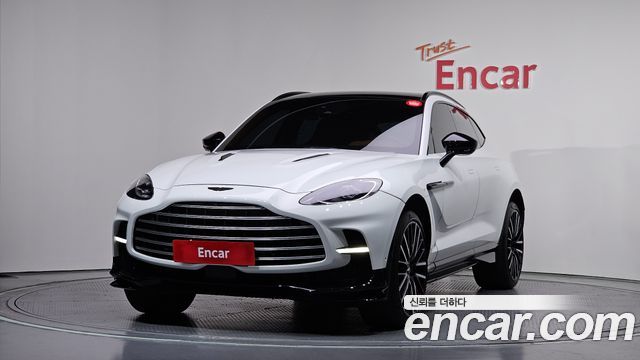 Aston Martin DBX 4.0 V8 707 - фото 0