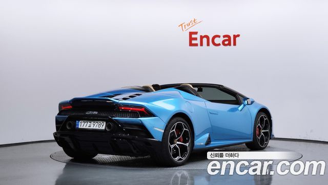 Lamborghini Huracan LP610-2 EVO Spyder - фото 1