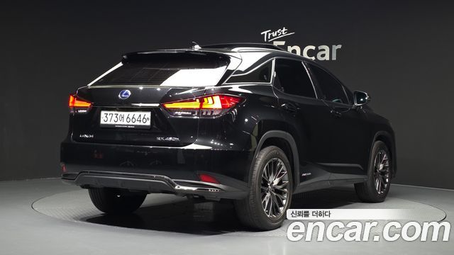 Lexus RX 4-го поколения F-Sport - фото 1