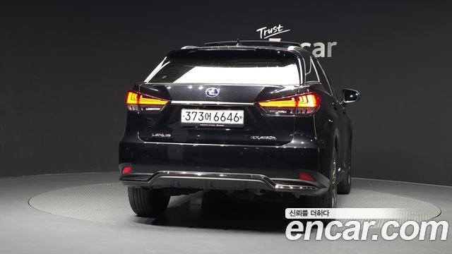 Lexus RX 4-го поколения F-Sport - фото 3