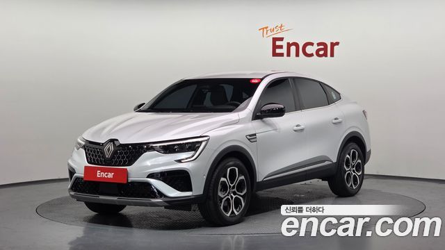Renault Samsung Arkana 1.6 E-TECH Iconic - фото 0