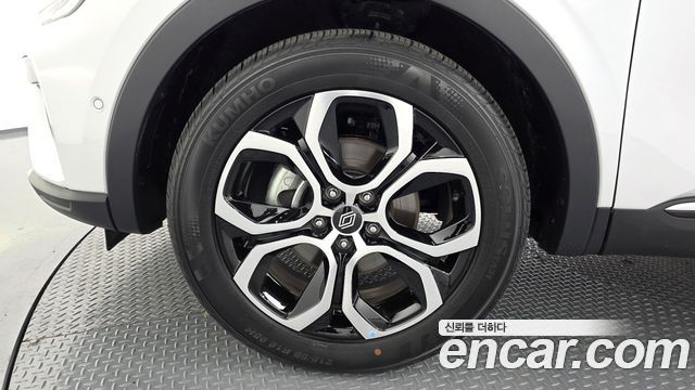 Renault Samsung Arkana 1.6 E-TECH Iconic - фото 4
