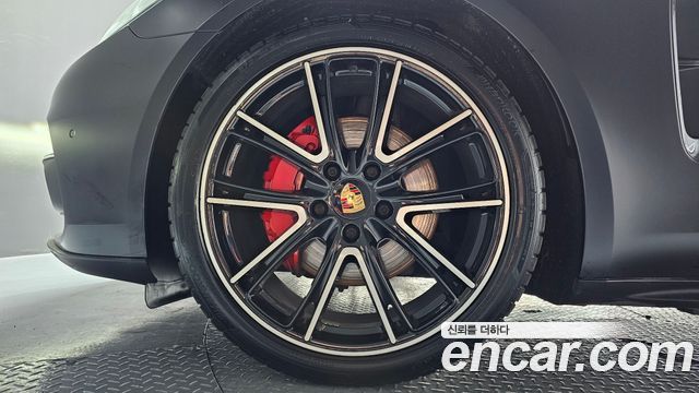 Porsche Panamera 3.0 AWD - фото 4