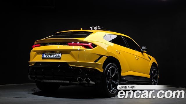 Lamborghini Urus 4.0 V8 S - фото 1
