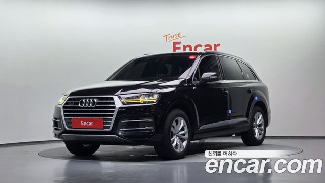 Audi Q7 45 TFSI Quattro - фото 0