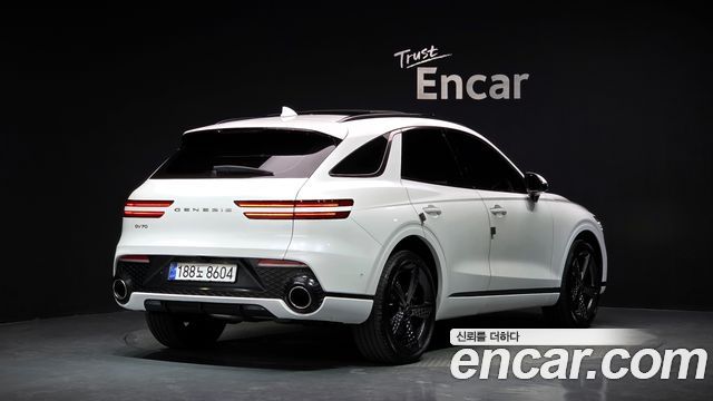 Genesis GV70 2.5T Gasoline 2WD - фото 1