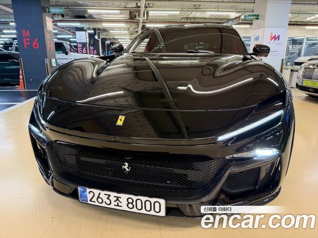 Ferrari Purosangue 6.5 V12 - фото 1