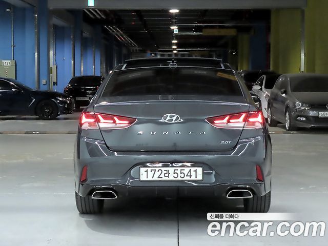 Hyundai Sonata 2.0 Turbo Exclusive - фото 2
