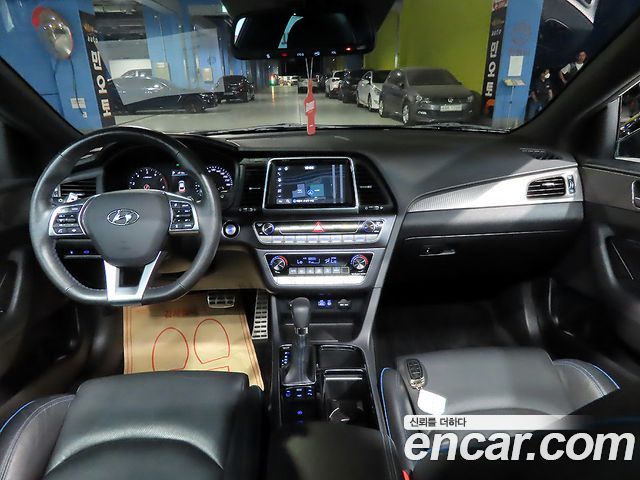 Hyundai Sonata 2.0 Turbo Exclusive - фото 4