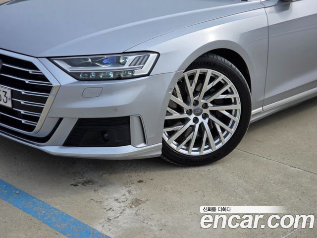 Audi A8 D5 55 TFSI Quattro LWB - фото 1