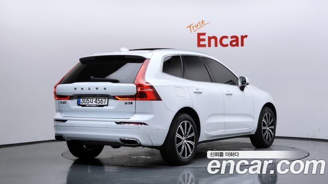 Volvo XC60 2-го поколения B5 Inscription - фото 1