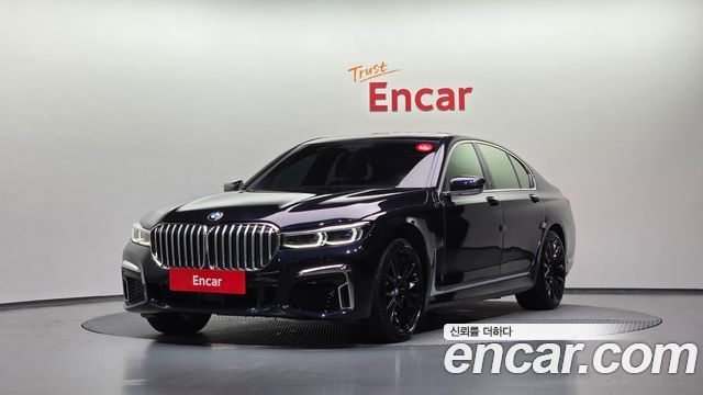 BMW 7-Series G11 730d xDrive M Sport - фото 0