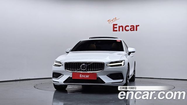 Volvo S60 3-го поколения B5 Ultimate Bright - фото 2